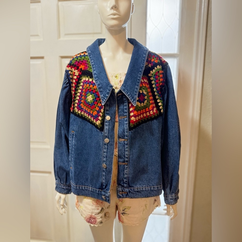 Farm Rio X Anthropologie Crochet Denim Trucker Jacket SZ Medium - Picture 2 of 15